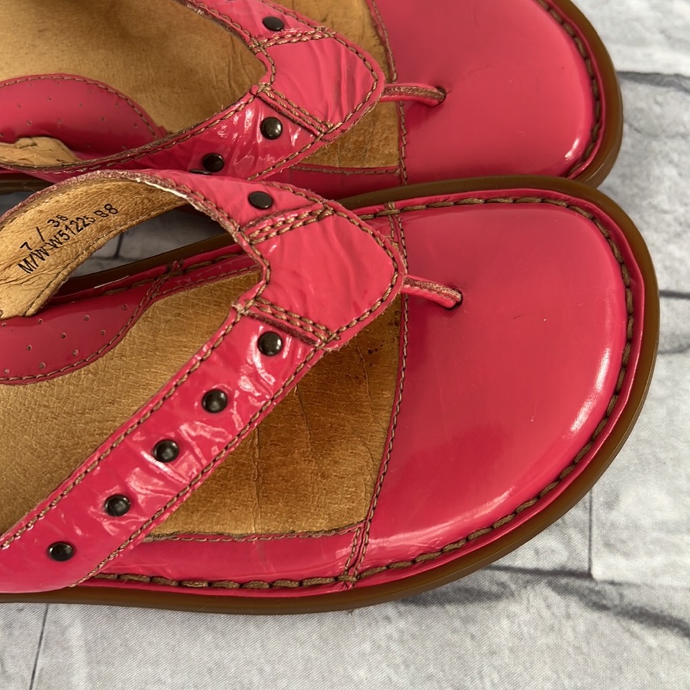 Born Hand crafted footwear pink thong sandals size 7 - Picture 8 of 8